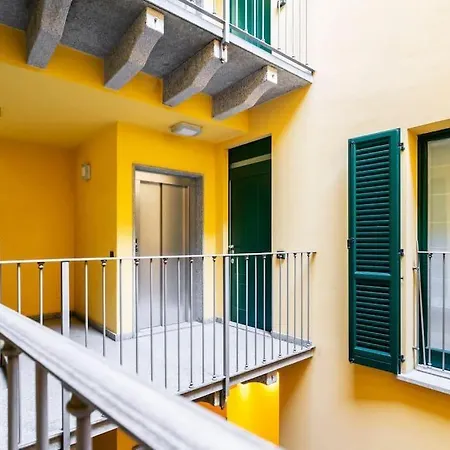 Hozyhome - Lovely Flat In Via Madonnina 23 米兰