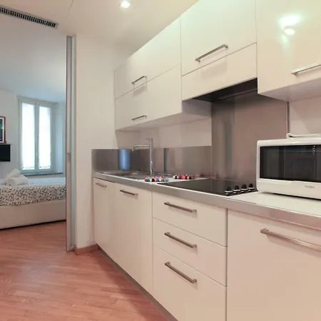 Hozyhome - Lovely Flat In Via Madonnina 23 公寓 米兰