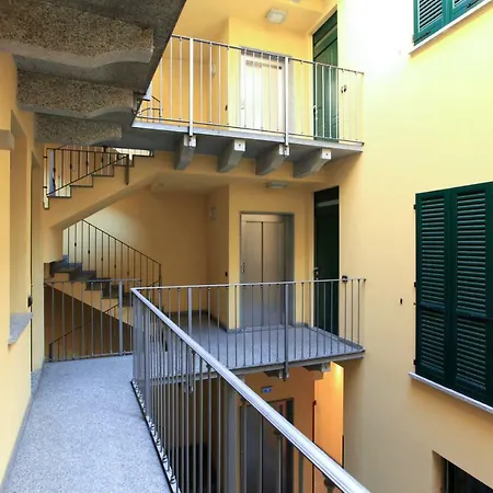 公寓 Hozyhome - Lovely Flat In Via Madonnina 23 米兰