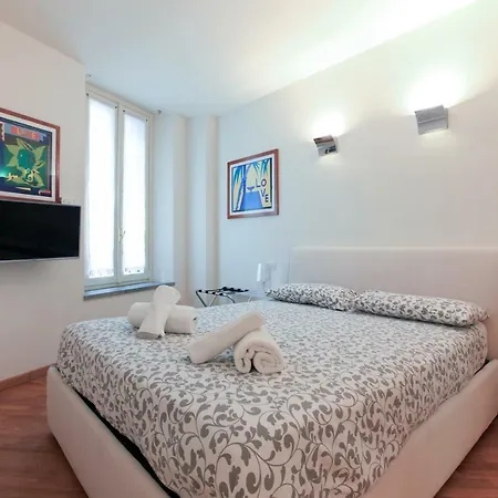公寓 Hozyhome - Lovely Flat In Via Madonnina 23 米兰